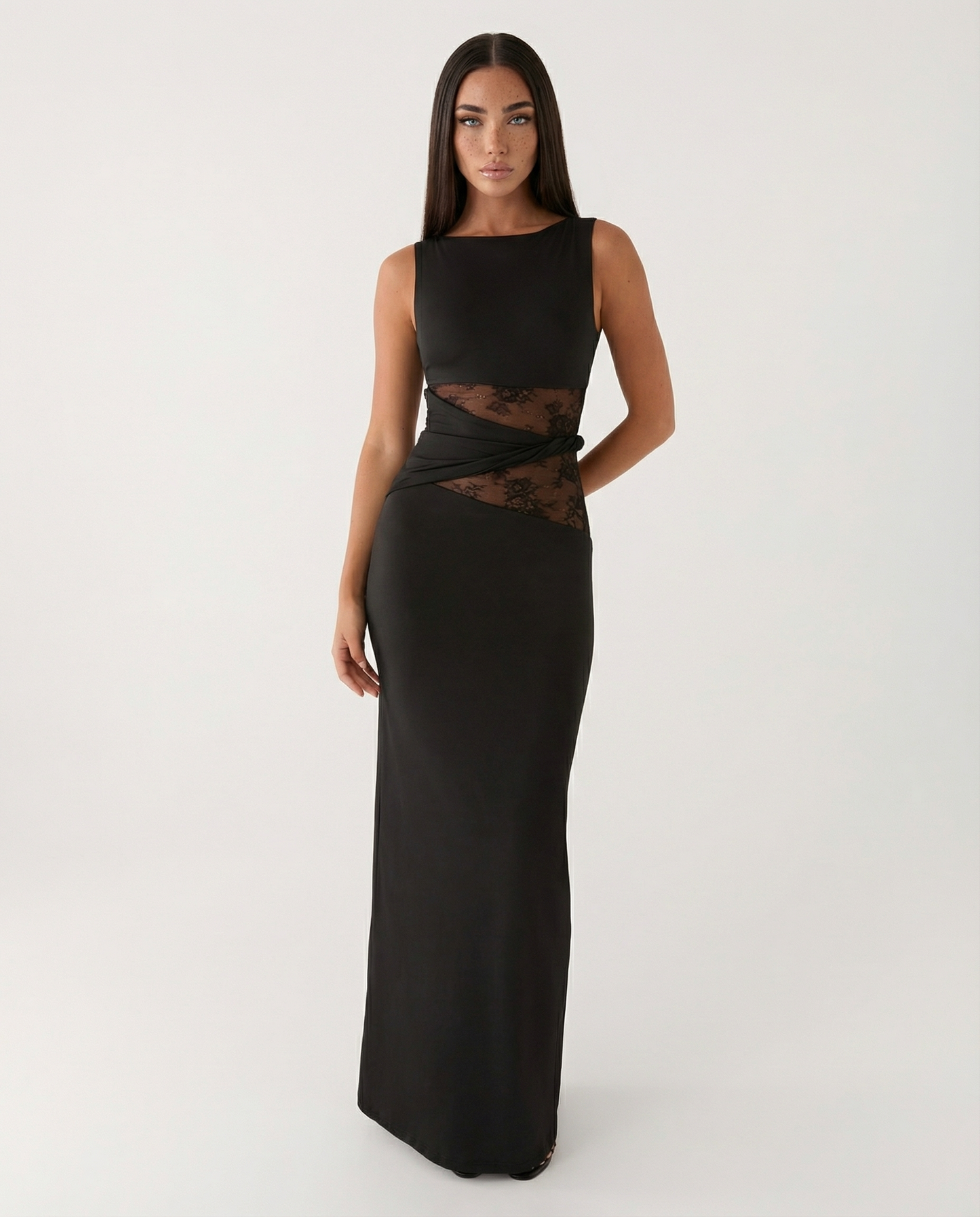 Maxikleid aus Jersey mit Spitze und Transparentdetails