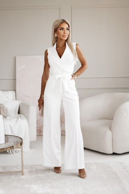 Ärmelloser eleganter Jumpsuit aus luxuriösem Stoff