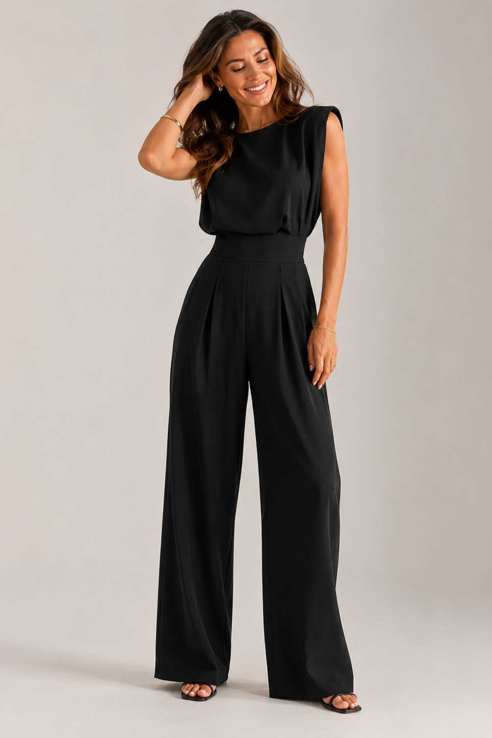 Ärmelloser knitterfreier Jumpsuit mit geradem Bein