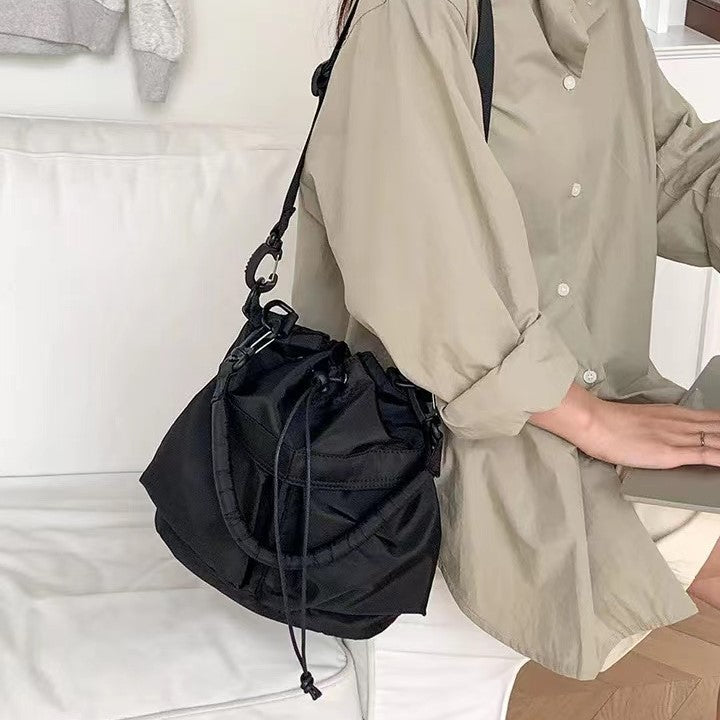 Nylon Kordelzug-Beuteltasche mit abnehmbarem Griff und Schultergurt