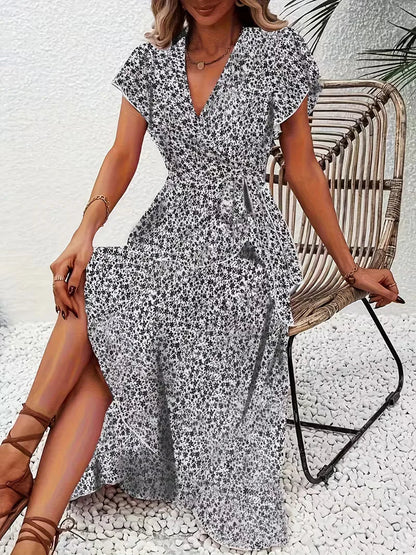 Midi-Wickelkleid mit Blumenmuster und asymmetrischem Saum