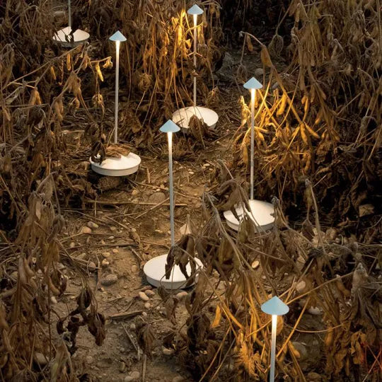 Kabellose LED-Tischlampe – Dimmbar & Wasserfest für Innen- und Außenbereich