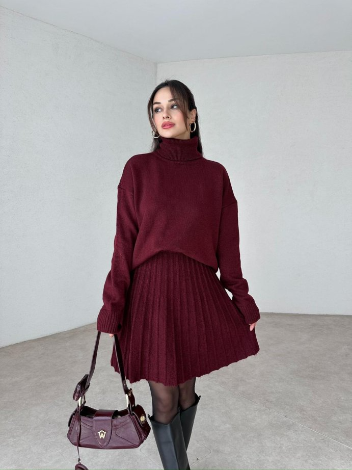 Damen Strick Set Mit Rollkragenpullover Und Plissiertem Rock