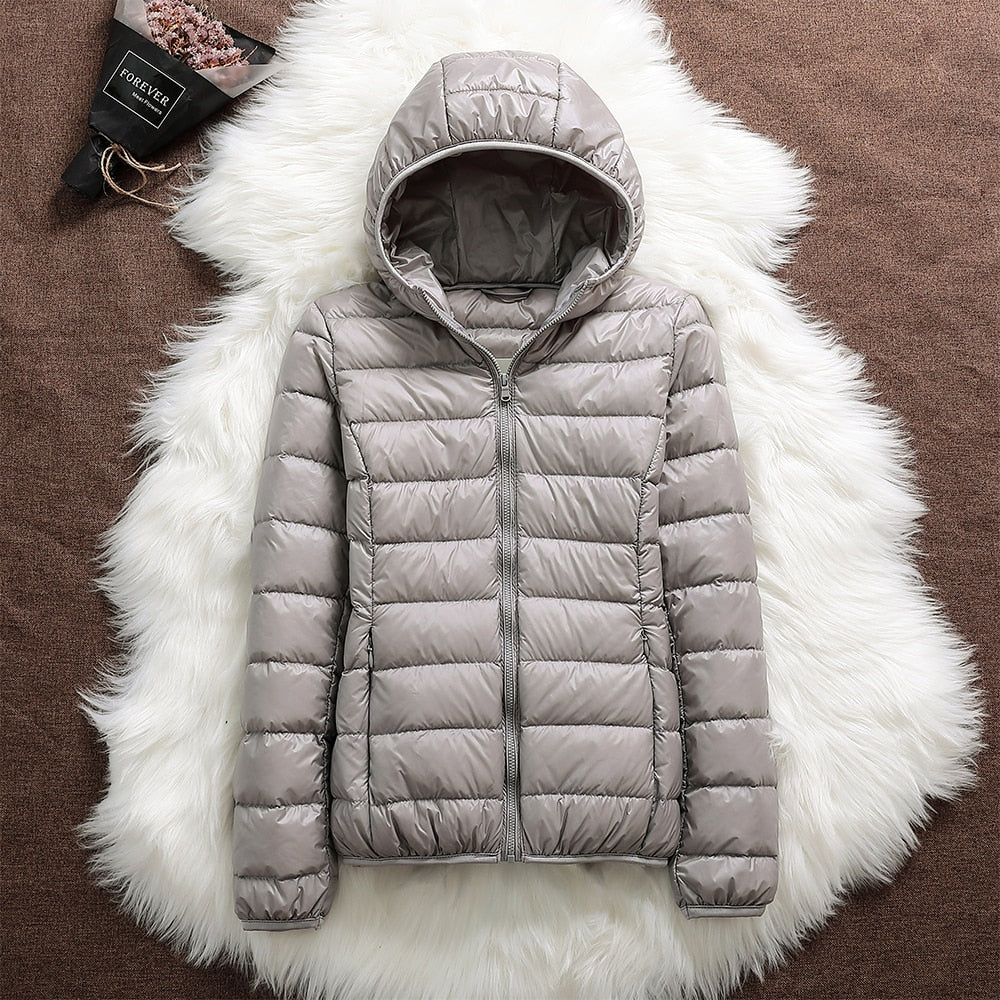 Damen Daunenjacke Mit Kapuze Und Klassischem Design
