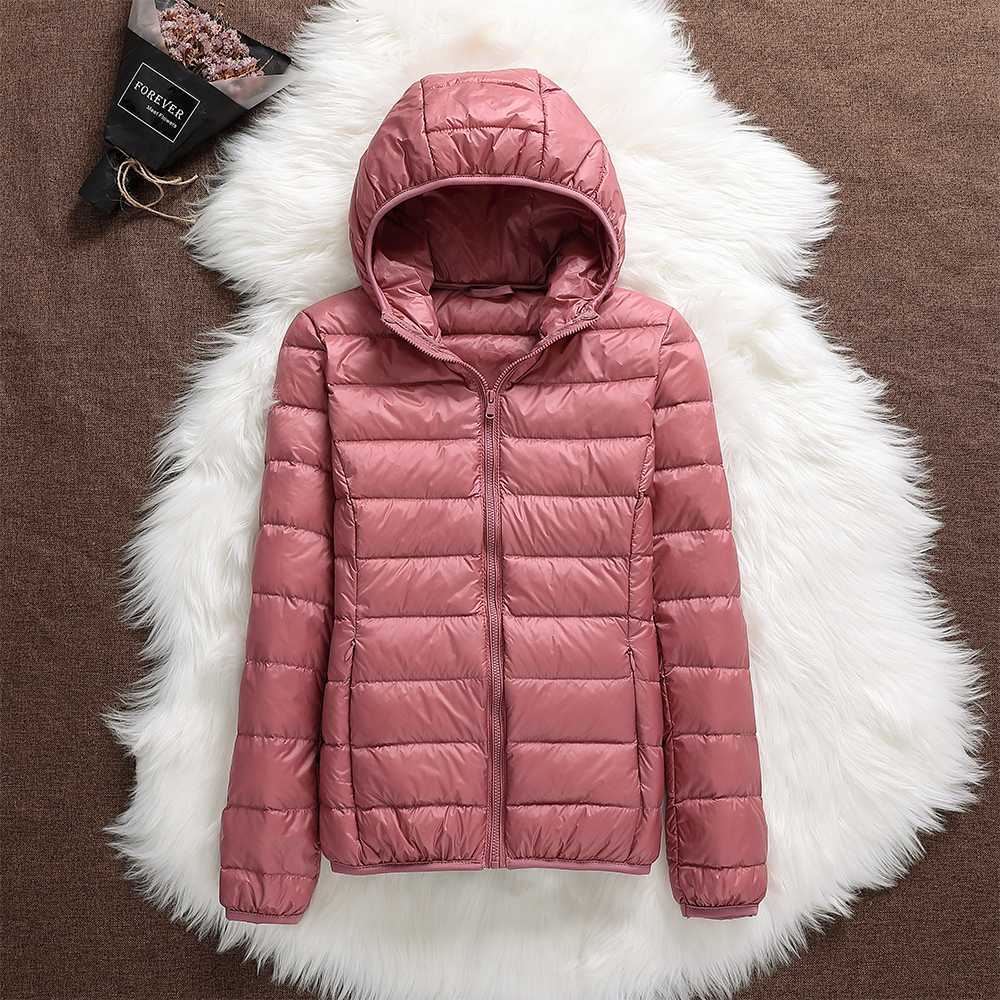 Damen Daunenjacke Mit Kapuze Und Klassischem Design