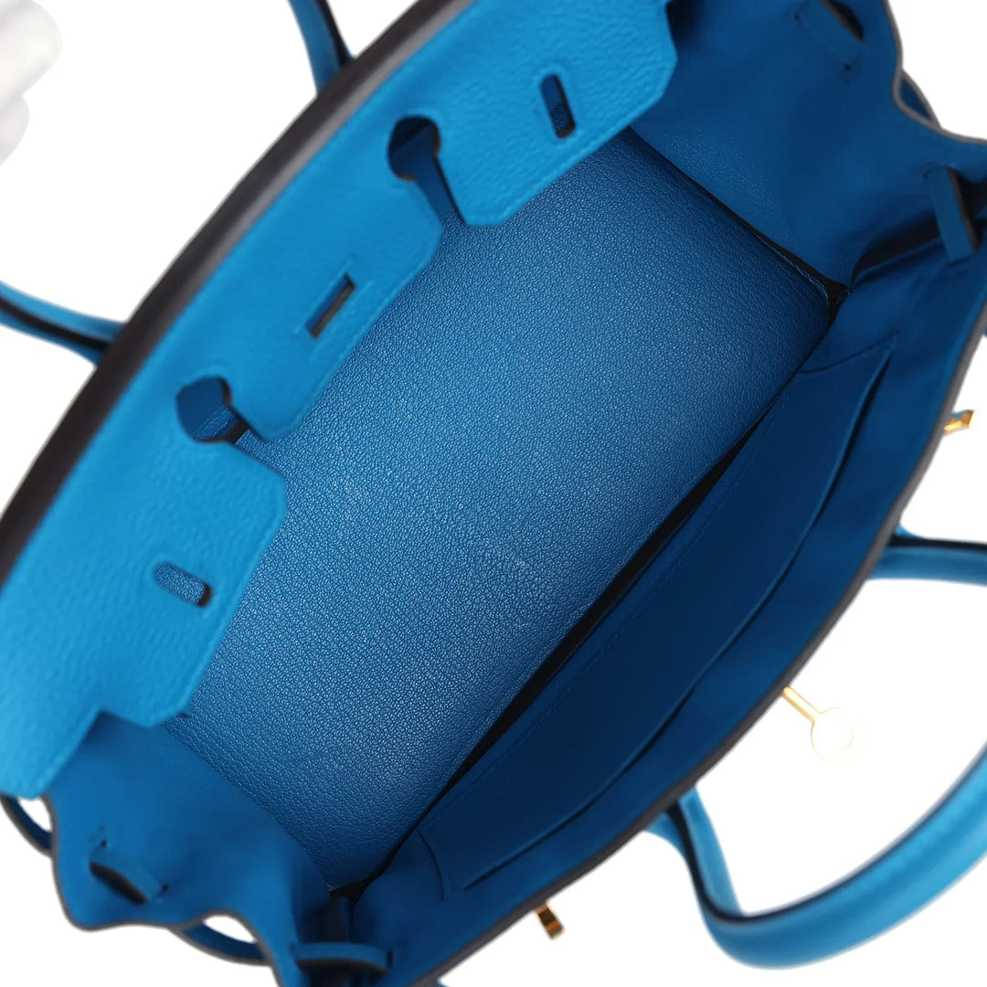 Elegante feste Handtasche mit Goldakzenten für Damen