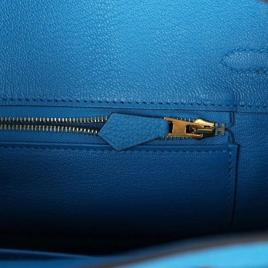 Elegante feste Handtasche mit Goldakzenten für Damen