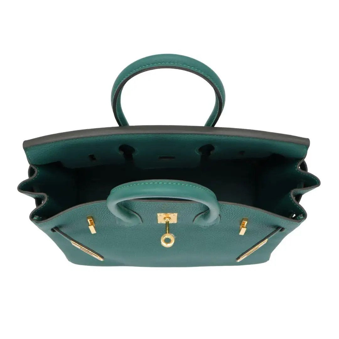 Elegante feste Handtasche mit Goldakzenten für Damen