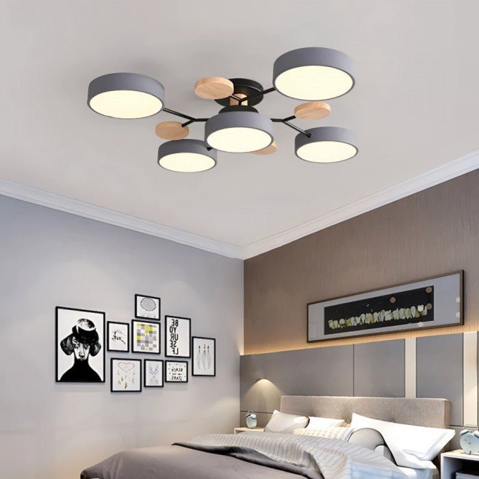 Skandinavische LED-Deckenlampe – Verzweigtes Design in Mattweiß