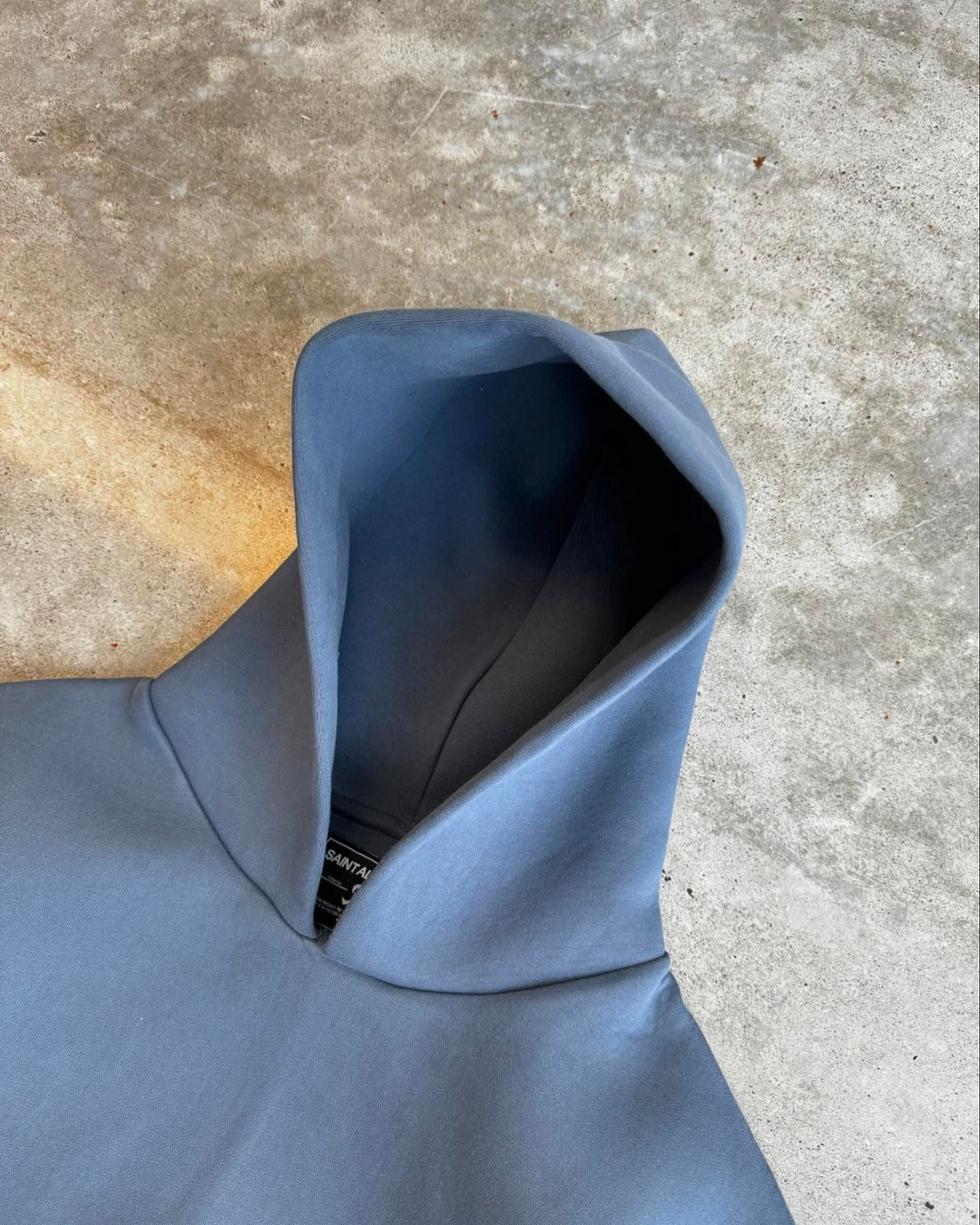 Unisex Trainingsanzug Mit Minimalistischem Design